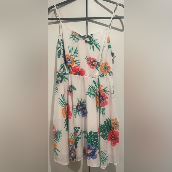 Old Navy Dresses & Skirts - Old Navy Hawaiian Floral Dress